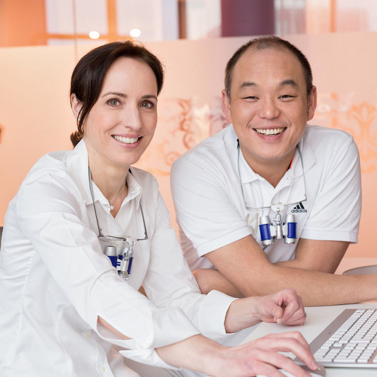 Dr. Barbara Herzog & Min-Young Kim erzählen von Ihrem erfolgreichen Zahnarzpraxis Neubau